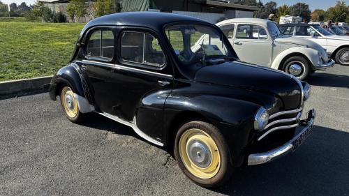 Renault 4CV sport.